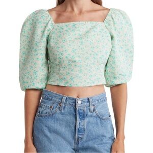 Floral Puff Sleeve Crop Top